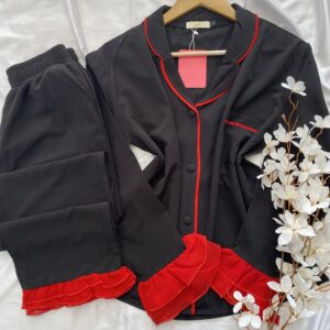 Très chic🌸REF 1590