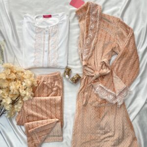 Alternative view of Très élégante REF 1603