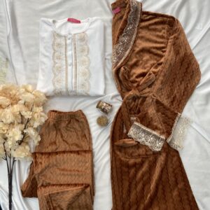 Très élégante REF 1603