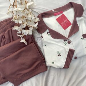 Très chic REF 149732