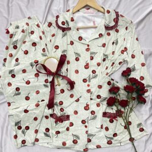Alternative view of Trop mignon🍒 REF 4489